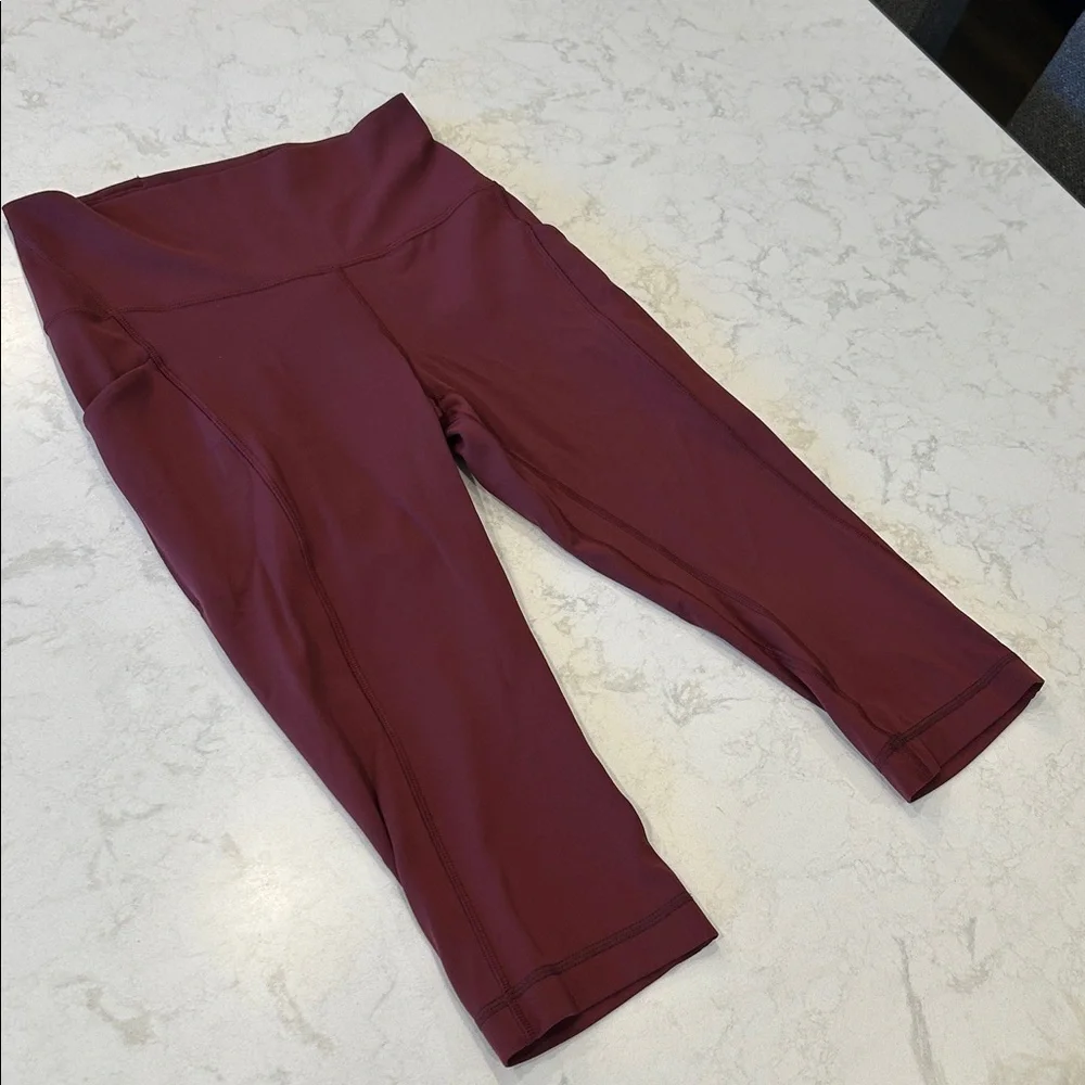 Lululemon Side Pocket Crop High Waist Leggings 22